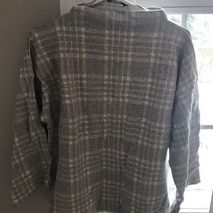 NWT Banana Republic gray mock neck size L